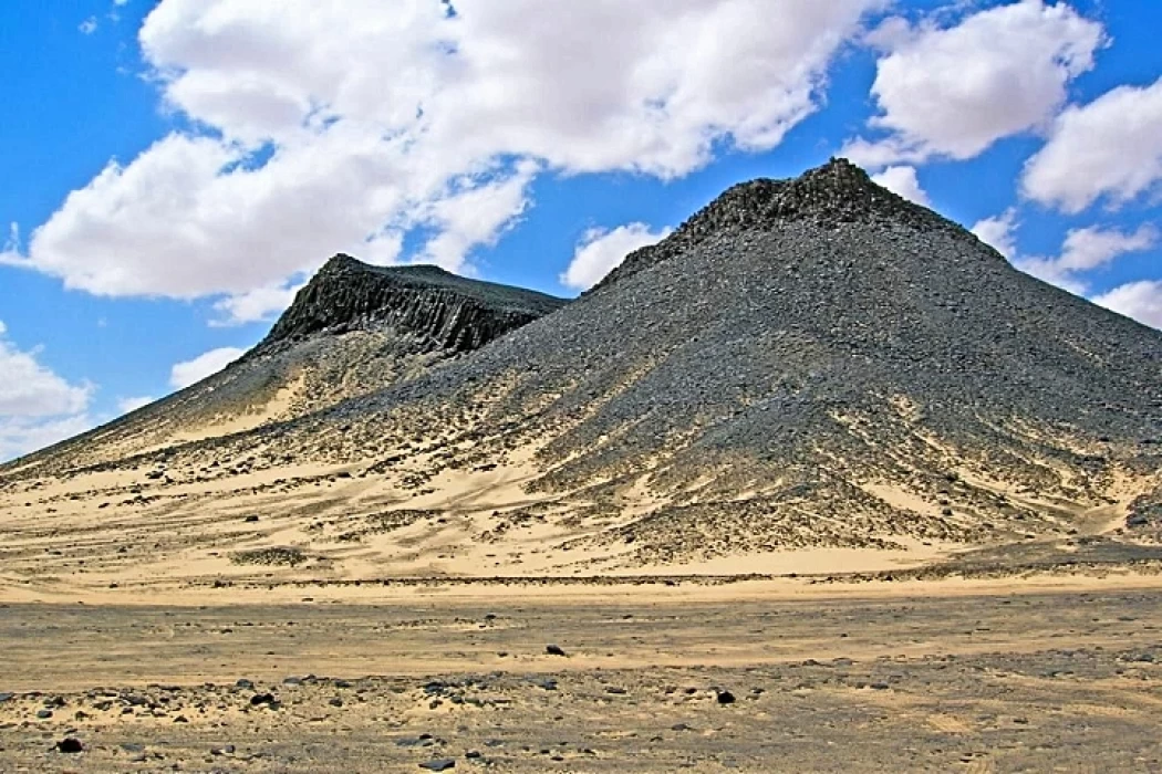 Al-Marsous Mountain | Volcano eruption in the Black Desert, Egypt